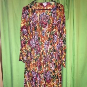 NWT LulaRoe Multicolor Floral Large Shirley
